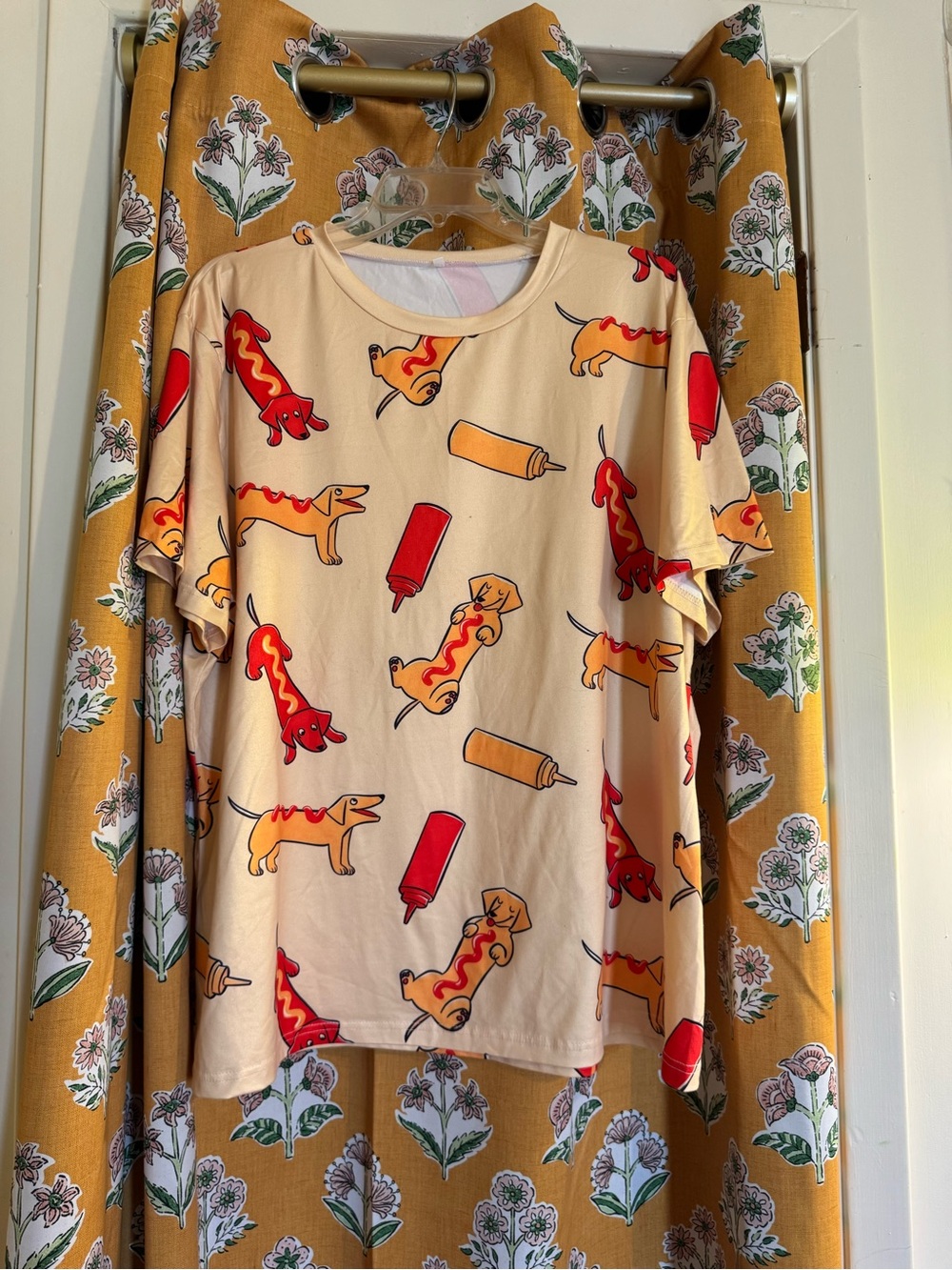 SHEIN Beige Short Sleeve Tee with Red & Yellow Hot Dog Print